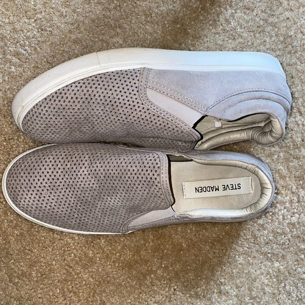 Steve Madden Gray slip on shoes